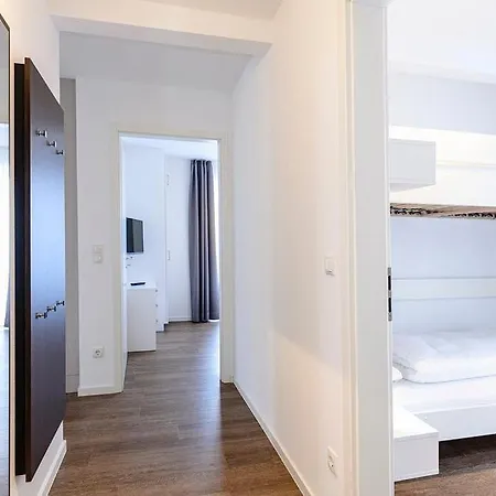 דירה Deichhaeuser Anna Kueste Deichhaeuser Anna Kueste 1-20